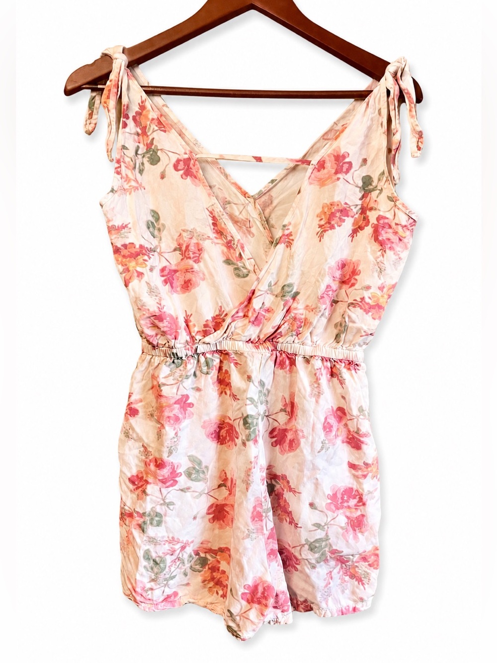 GUESS Los Angeles Floral Tie Strap Romper Pink Rose Print Size Small - Picture 2 of 5